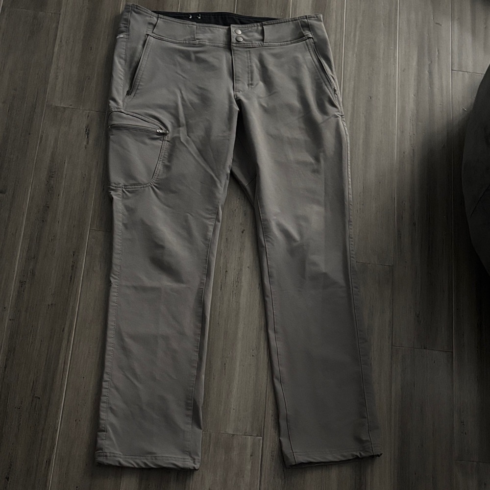 Columbia Men's Charcoal Cargo Pants